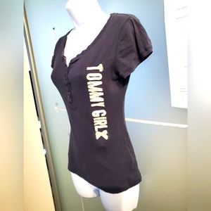 Super Cute! Blue w/ White Embroidery Tommy S/S Top, Button front, Stretchy